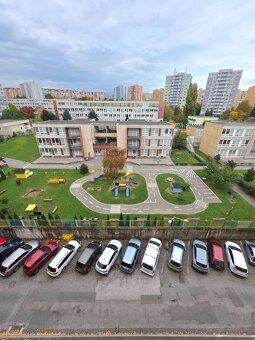 4-izbový byt s loggiou, Košice Ťahanovce – výhľad na mesto - 2