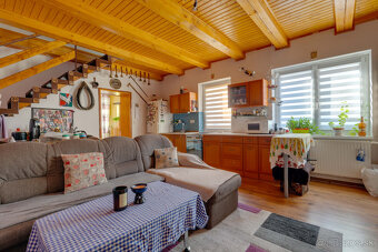 Na predaj 3-izbový rodinný dom vo Vajnoroch - 2