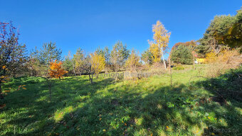 Krásny slnečný pozemok s úžasnými výhľadmi - PREDAJ - 2