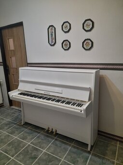Predám pianíno Petrof troj pedal - 2