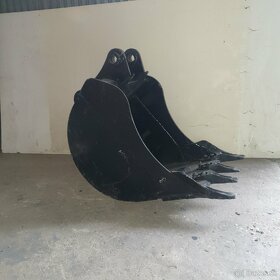 JCB nová Lyzica 60cm - 2