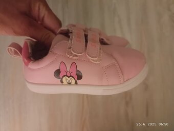 Sandale, papuče a tenisky - 2