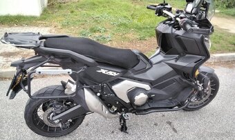 Honda xadv750 - 2