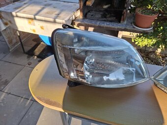 Predné svetlá - 2