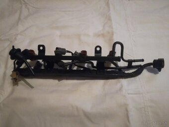 Mazda 323 BG 1.6i  r.v.1991 - vstrekovače Denso - 2