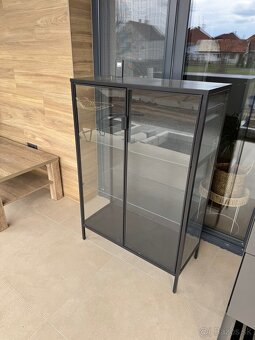 Vitrina presklená antracitova farba - 2