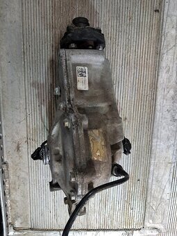 Rozvodovka pro vozy BMW X5 E70 3,0D - - 2