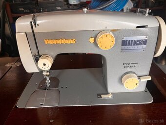 Šijací stroj Veritas - 2