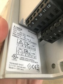 Regulátor Honeywell XL1000C50 LON (2 ks) - 2