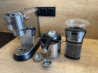 Predam kavovar Delonghi Dedica - 2