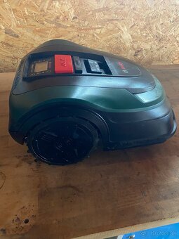 Robotická kosačka BOSCH Indego XS300 - 2