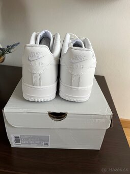 Nike - 2