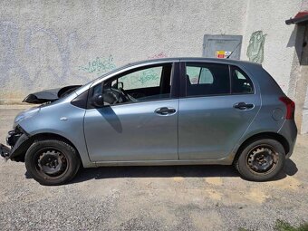 Toyota yaris 2006 - 2