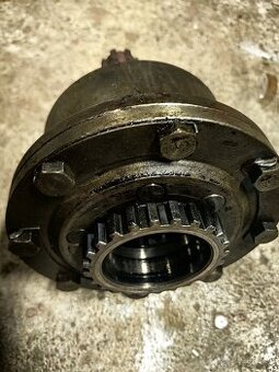 Predam diely na tatra 805 - 2