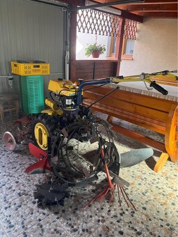 Malotraktor AGZAT - 2