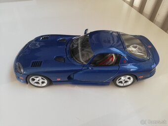 1:18 DODGE Viper, modra Bburago - 2