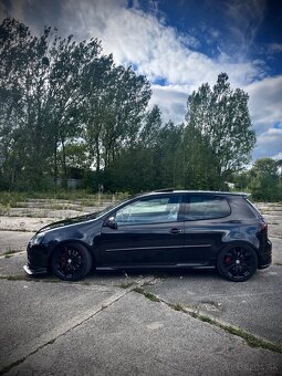 Volkswagen Golf V GTI Edition 30 - 2