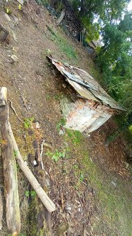 pozemek se sklepem u dukovan - 2