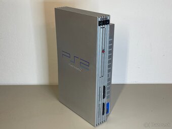 PS2 Silver SPCH 50xxx + ovládač + FMCB 64 MB - 2