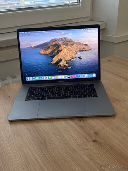 Dobrý deň Ponúkam na predaj MacBook PRO 15 2017 512GB SSD - 2