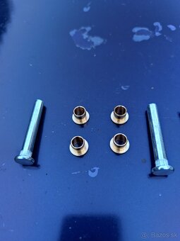 Pánty dverí Nissan Terrano, Navara - 2