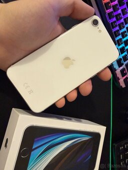 iPhone SE 2022 64GB Biely - 2