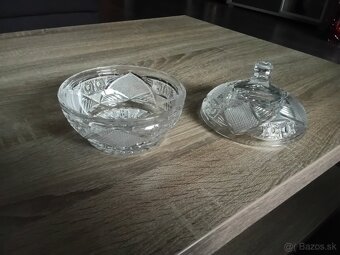 Krištáľová dóza. - 2