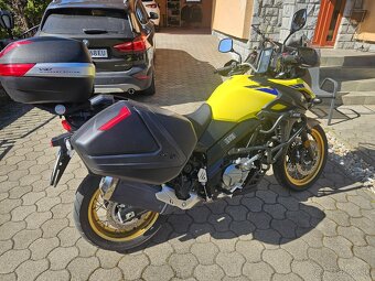 Suzuki DL 650 V STROM - 2