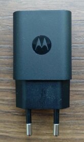 Nabijacka na mobil Motorola - 2