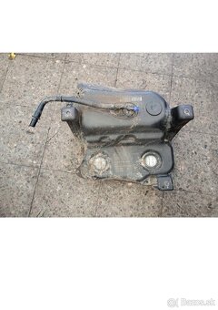 nadrz na AD Blue Skoda VW 2,0tdi 3Q0131877C - 2