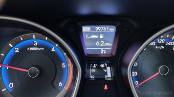 HYUNDAI i30 Len 99000 km 1,6GRDI - 2