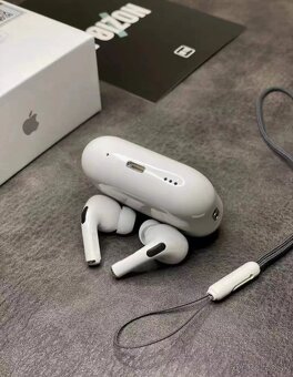 Apple Airpods Pro (2nd Gen/2022) MQD83AM/A White - 2
