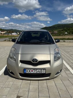 Toyota Yaris 1.0 VVT 2010 - 2