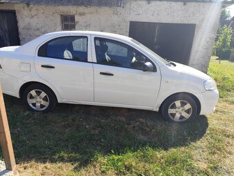 Chevrolet Aveo - 2