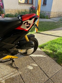 Aprilia SR 50 Racing - 2