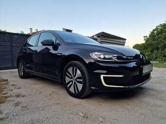 ⚡Volkswagen e-Golf - 35,8 kWh 8/2019 - TOP stav, DPH⚡ - 2