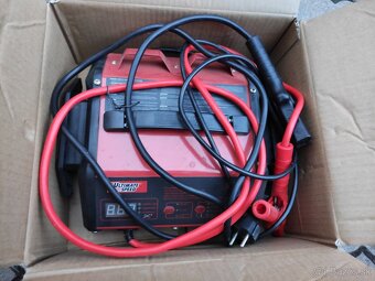 Štartovací box plus nabíjačka autobatérií - 2