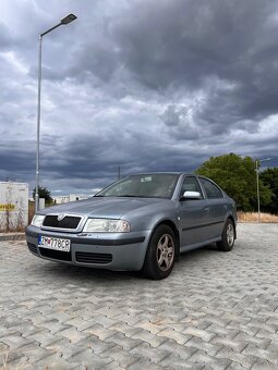 Škoda Octavia 1.6 Benzín 74kW - 2