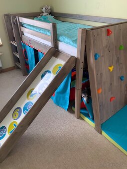 Multifunkčná posteľ DOMESTAV - 2