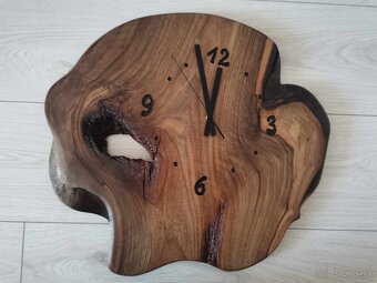 Hodiny z orechového dreva - 2