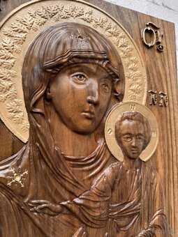 Panna Mária s Ježiškom - drevená plastika - 2