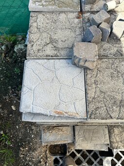 Zámková dlažba použitú 30cm na 30 cm 3 cm hrubá - 2