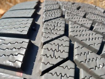 225/45 r18 zimne pneumatiky - 2