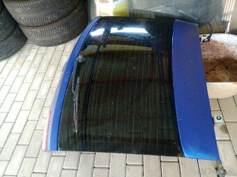 Predám kufor na Seat Leon - 2