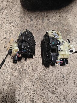 Zadný zámok dverí Volkswagen golf 4 - 2