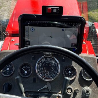 Navádzanie do traktora CHCNAV Guide 10 - 2