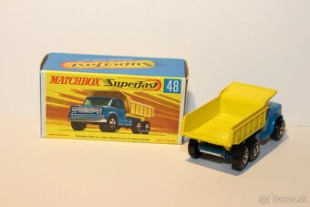 Matchbox SF Dodge dumper truck - 2