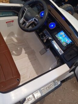 Ford Ranger 4x4 elektrické autíčko - 2
