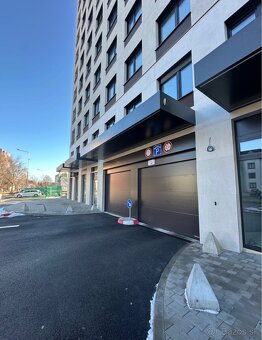 Parkovacie miesto - 2