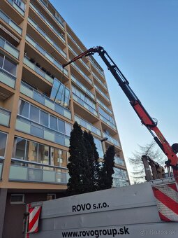 Auto doprava z hydraulickou rukov - 2